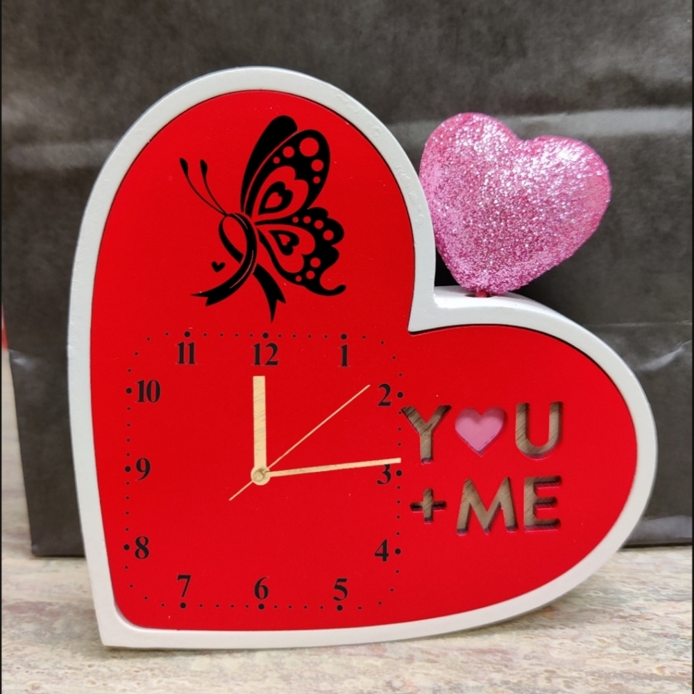 Valentine's butterfly clock